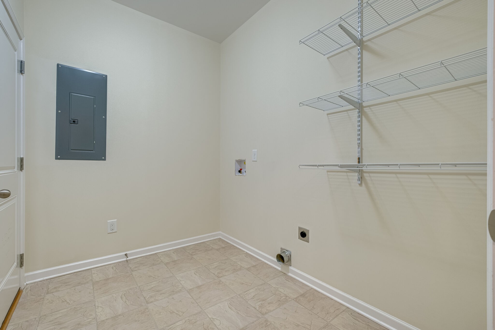 2149 Kirkwood Dr