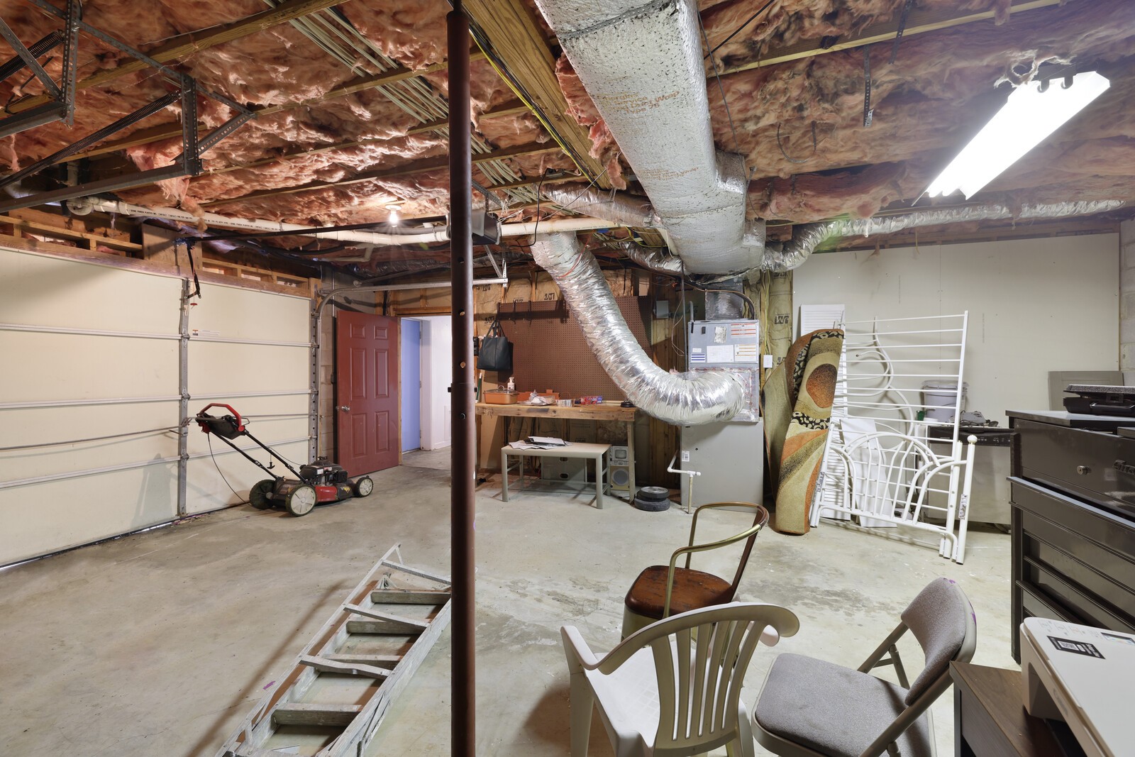 3128 Roundwood Forest Ln