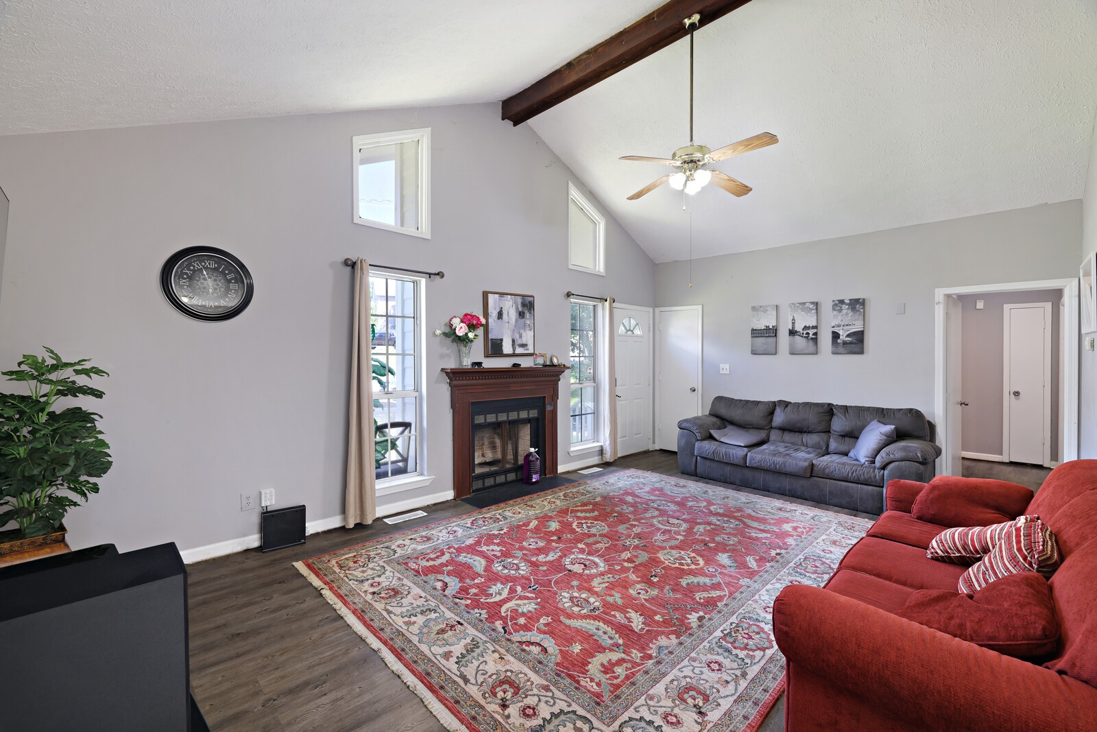 3128 Roundwood Forest Ln