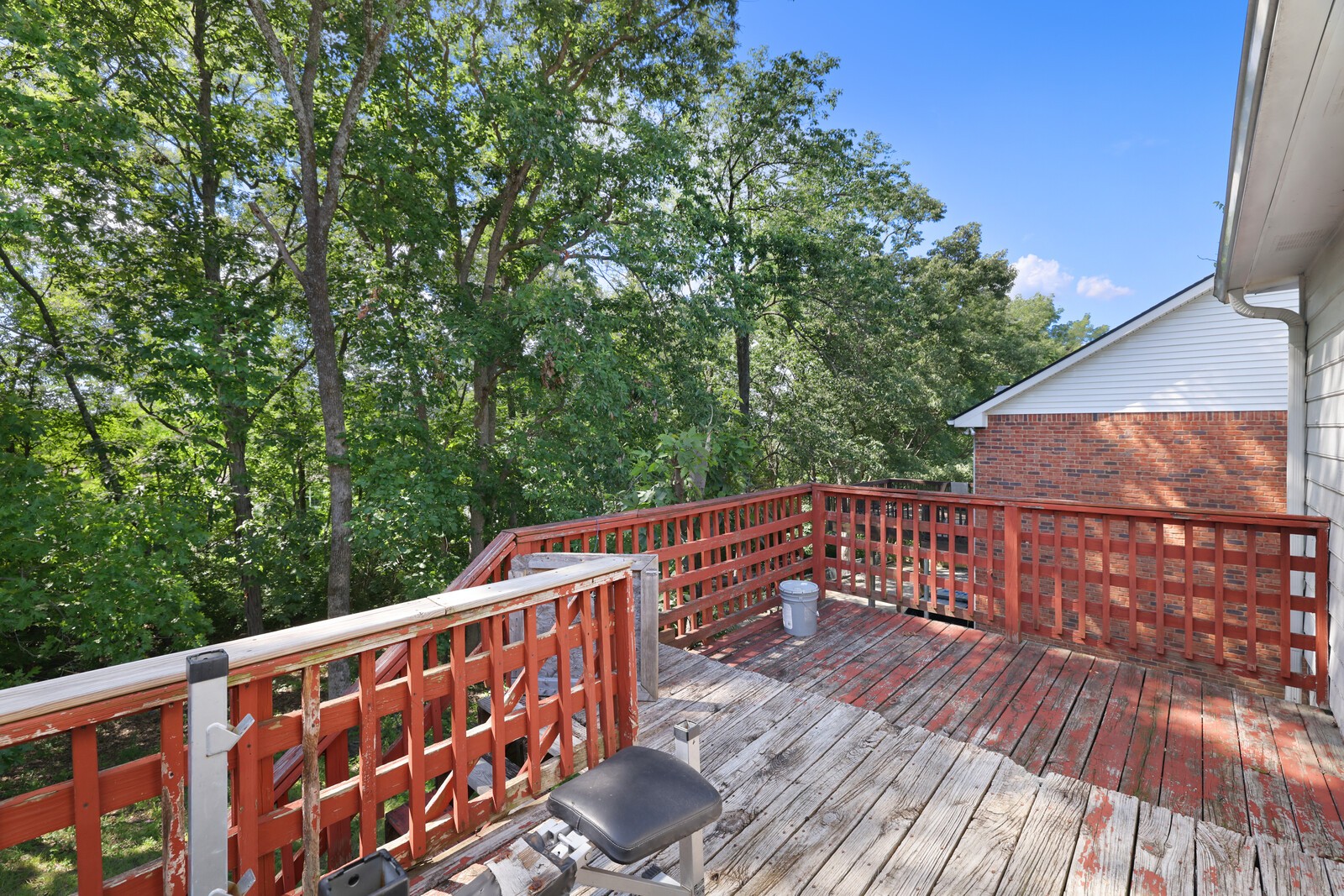 3128 Roundwood Forest Ln