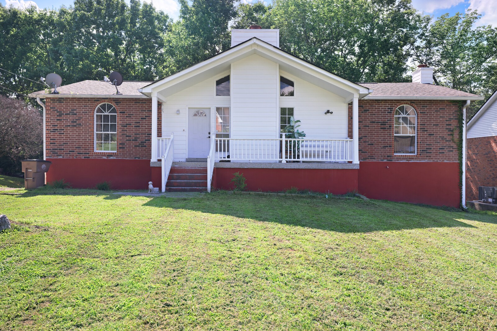 3128 Roundwood Forest Ln