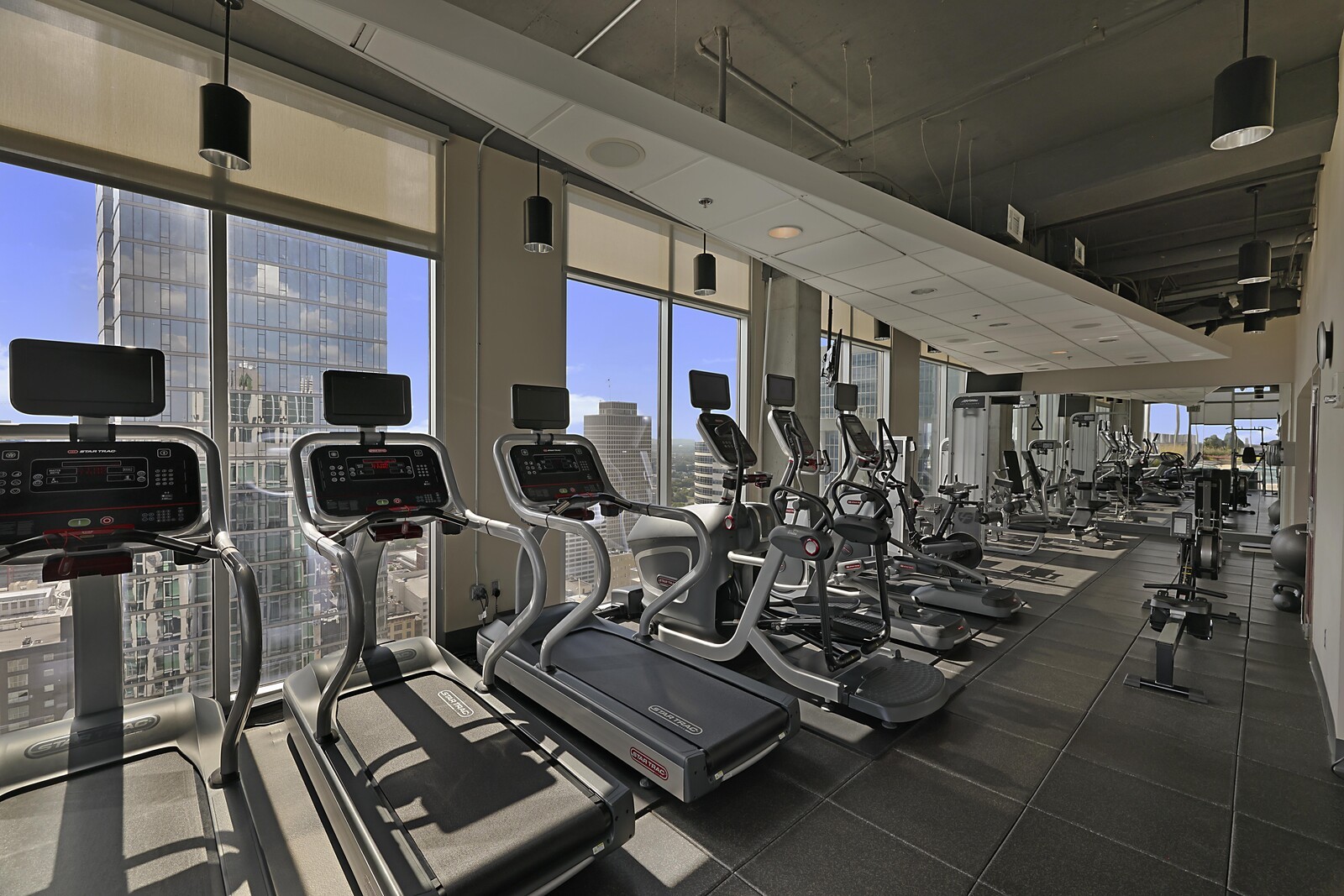 415 Church St Unit: 1509