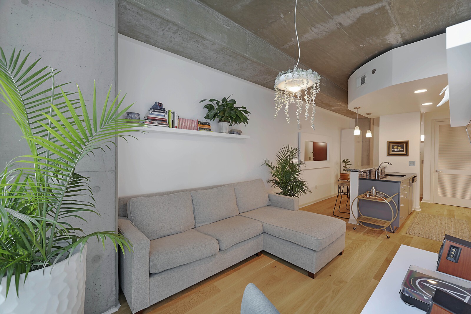 415 Church St Unit: 1509