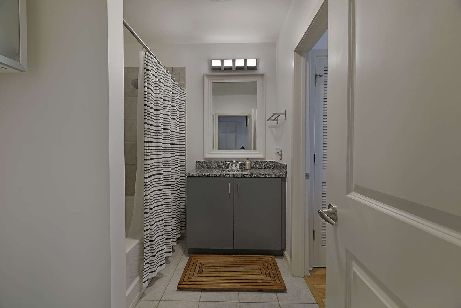 415 Church St Unit: 1509