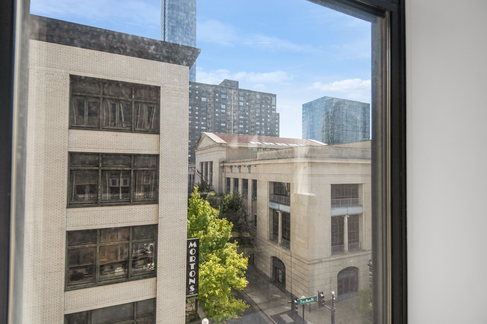 700 Church St Unit: 502