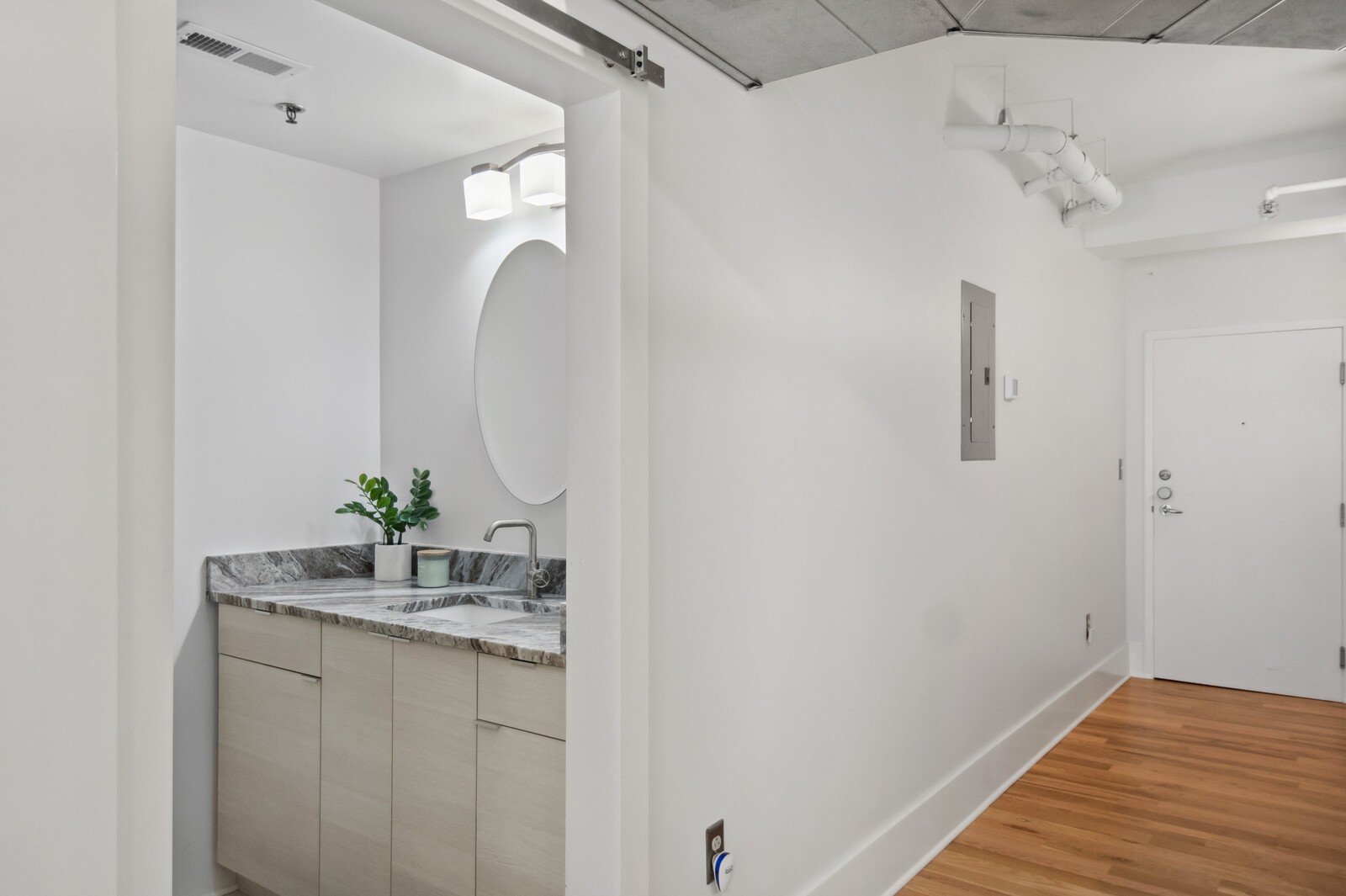 700 Church St Unit: 502