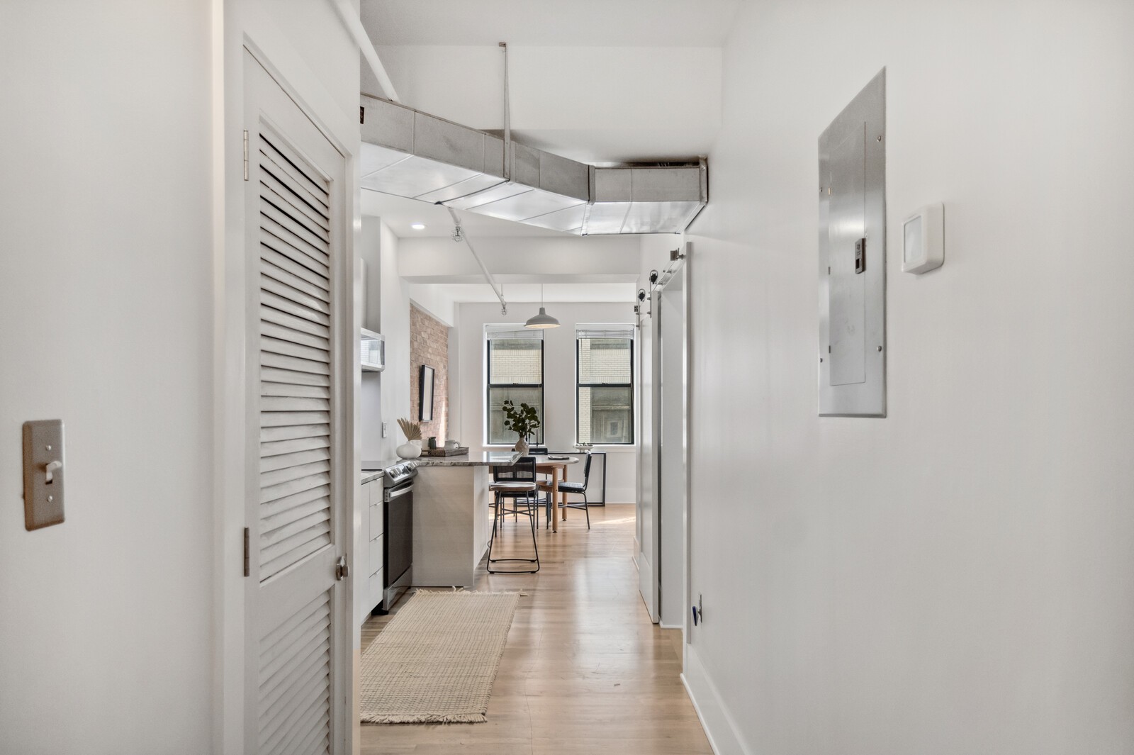 700 Church St Unit: 502