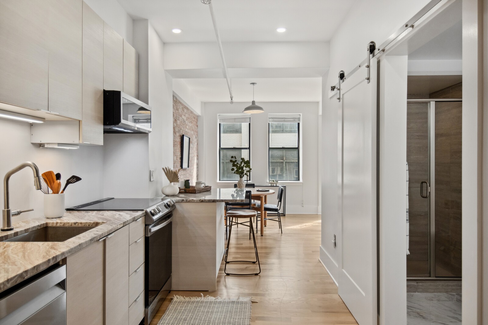 700 Church St Unit: 502