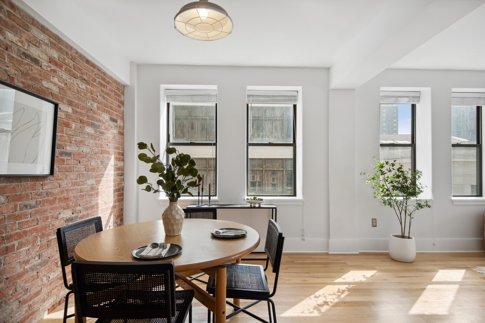 700 Church St Unit: 502