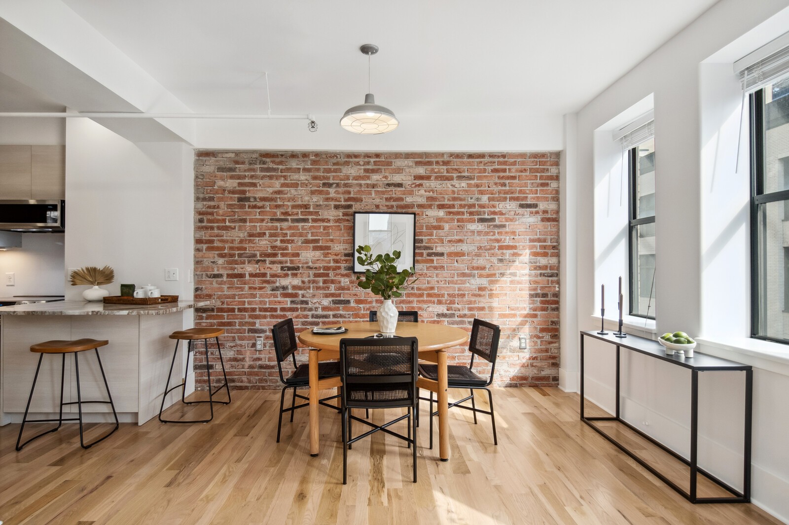 700 Church St Unit: 502