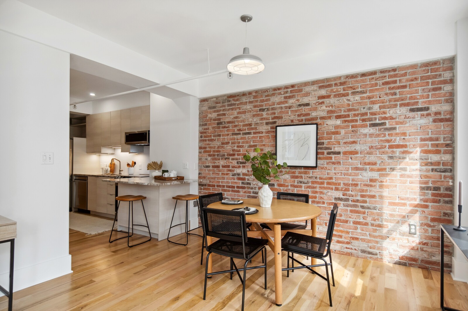 700 Church St Unit: 502