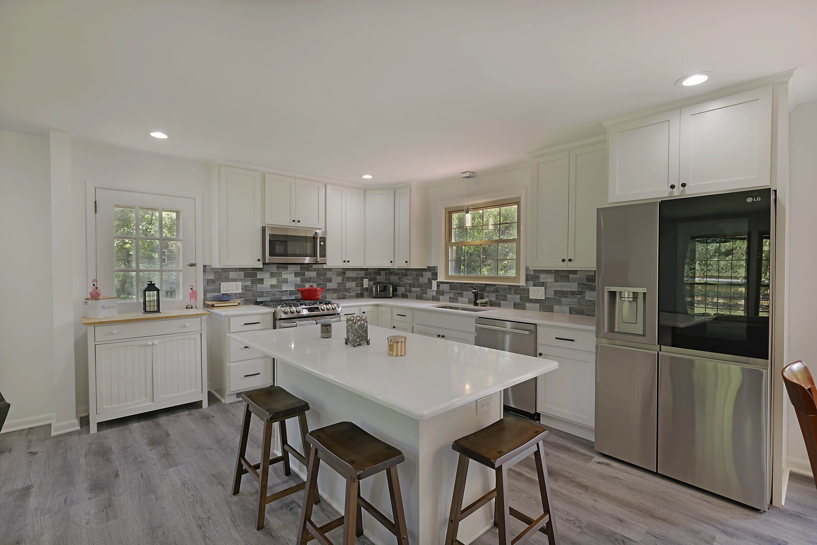 306 Woodlawn Dr