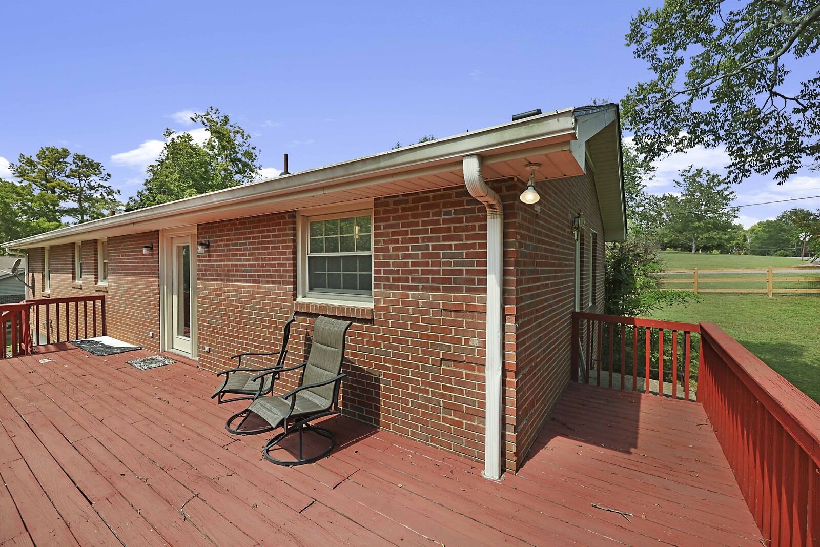 306 Woodlawn Dr