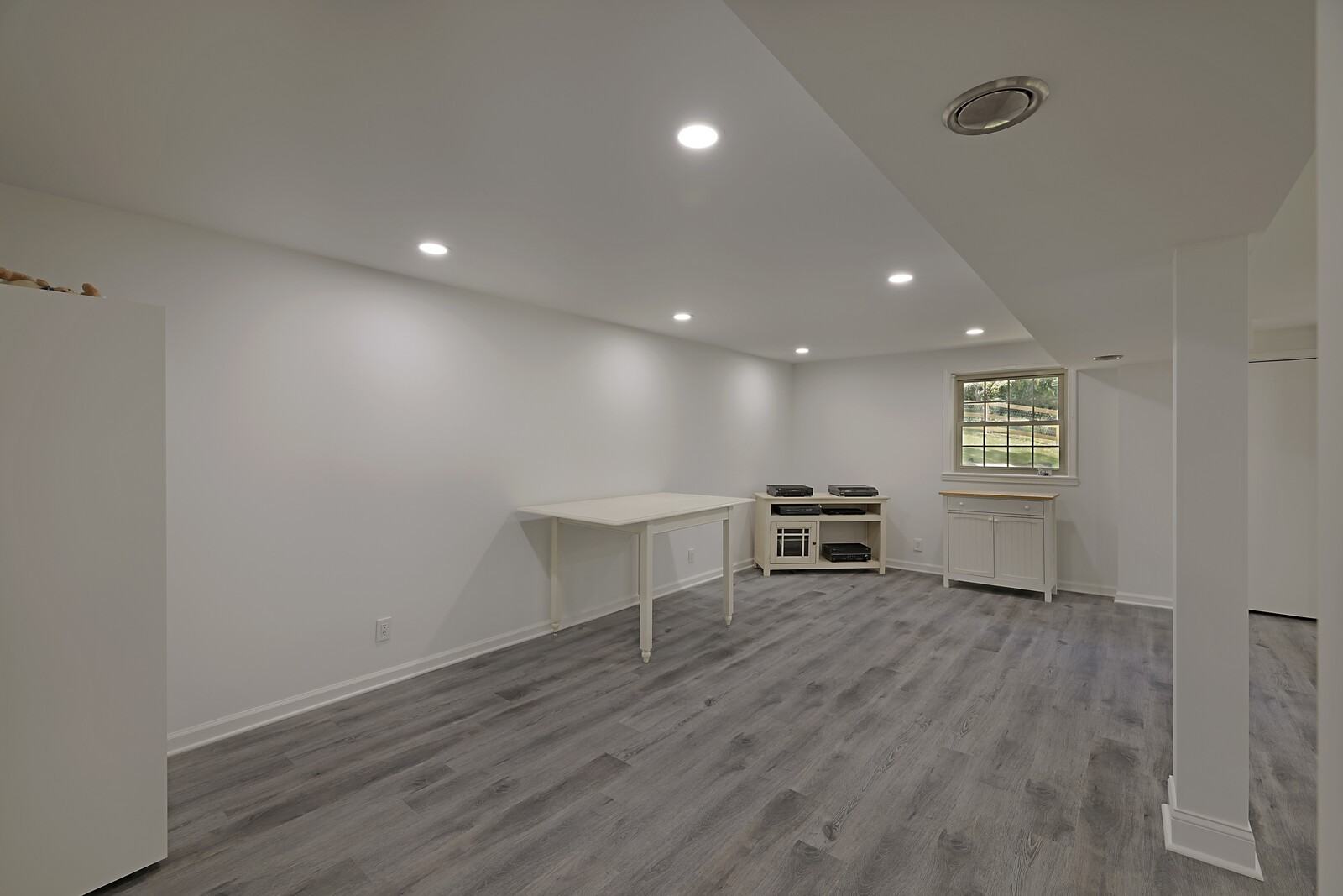 306 Woodlawn Dr