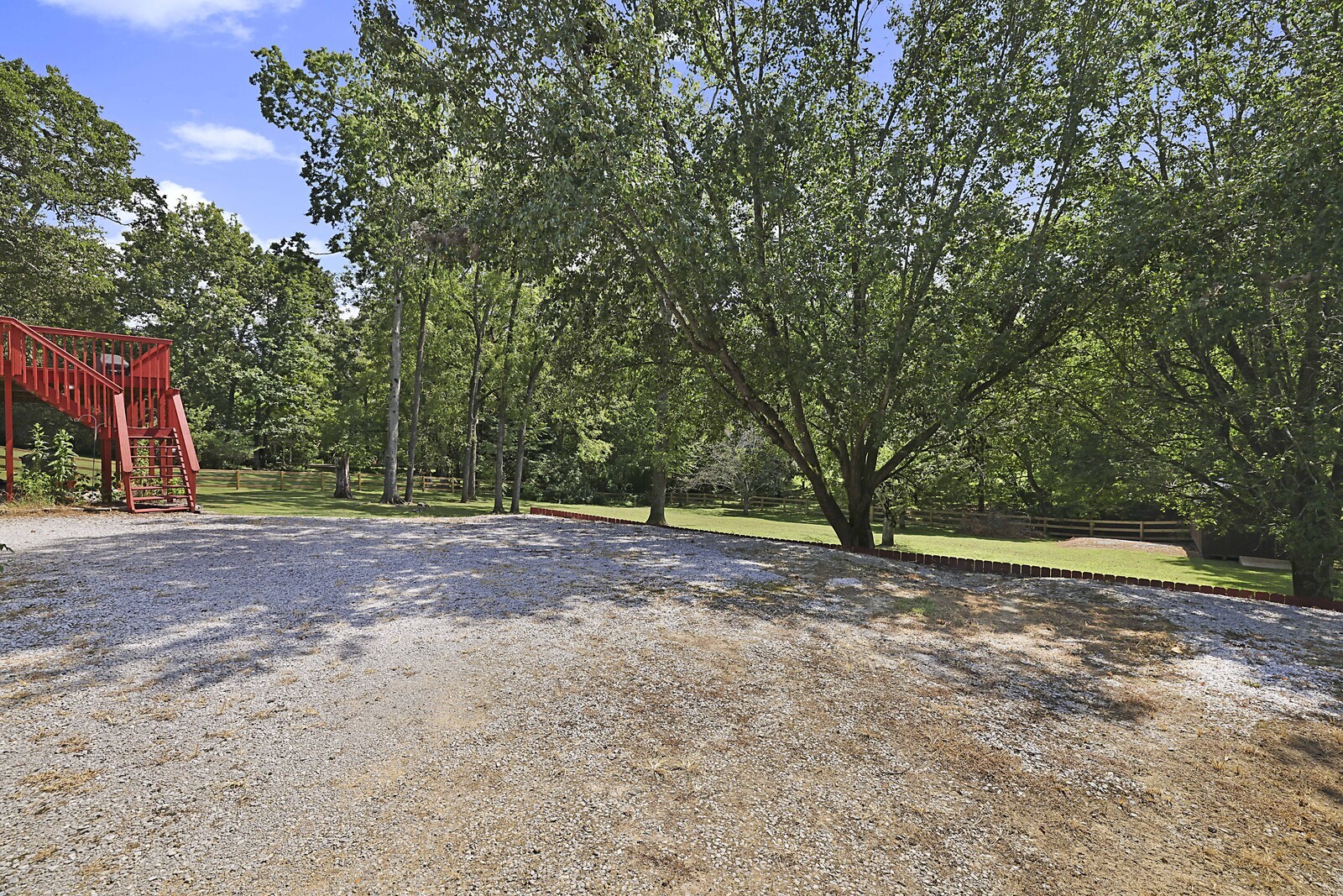 306 Woodlawn Dr