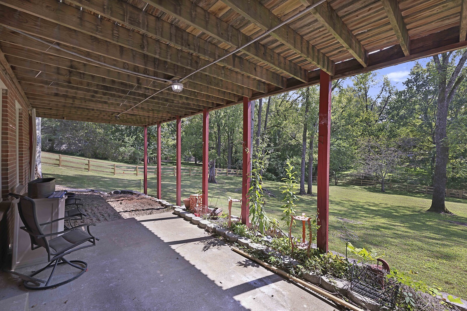306 Woodlawn Dr