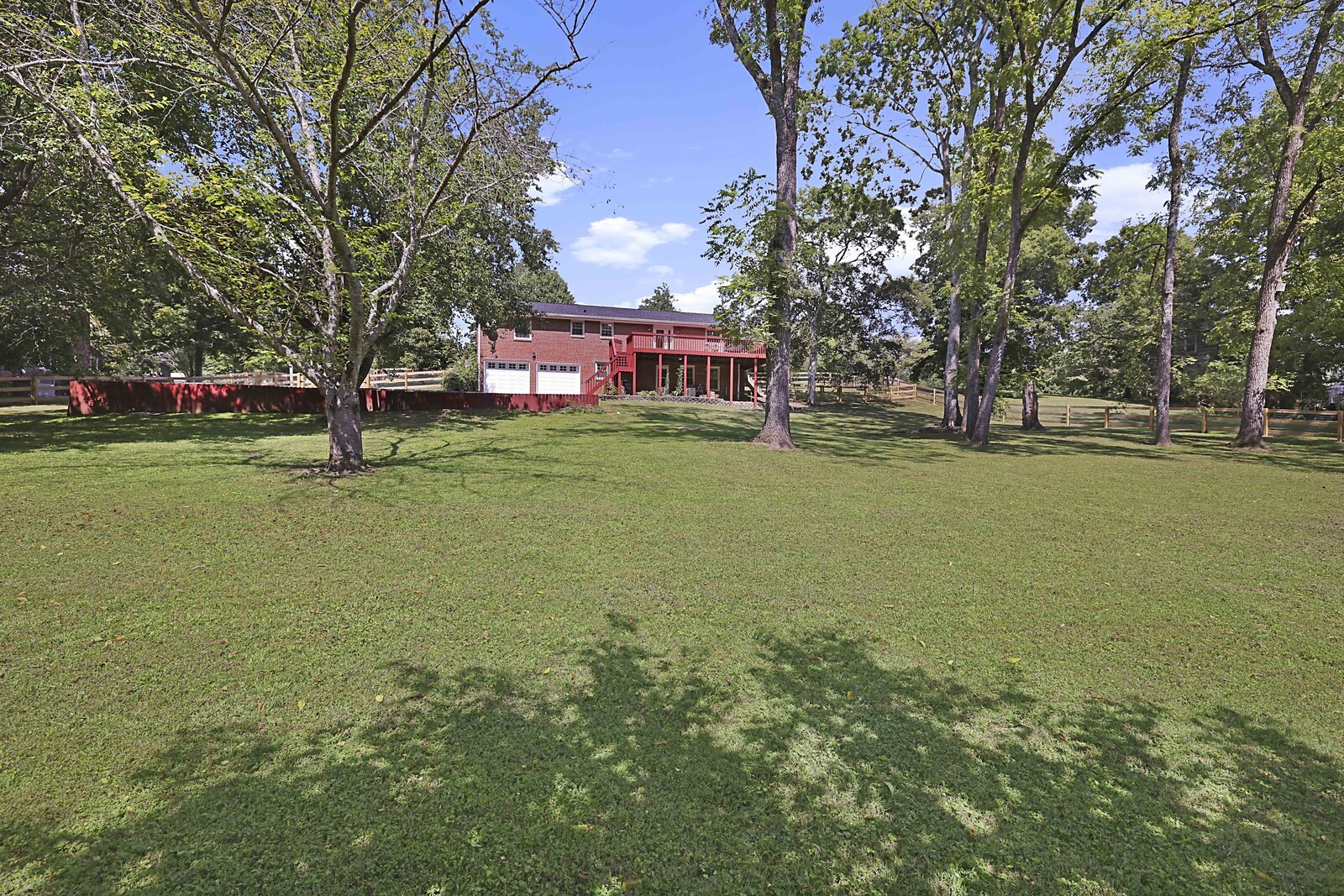 306 Woodlawn Dr