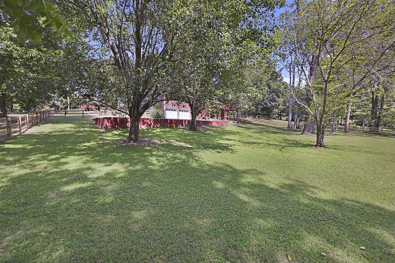306 Woodlawn Dr