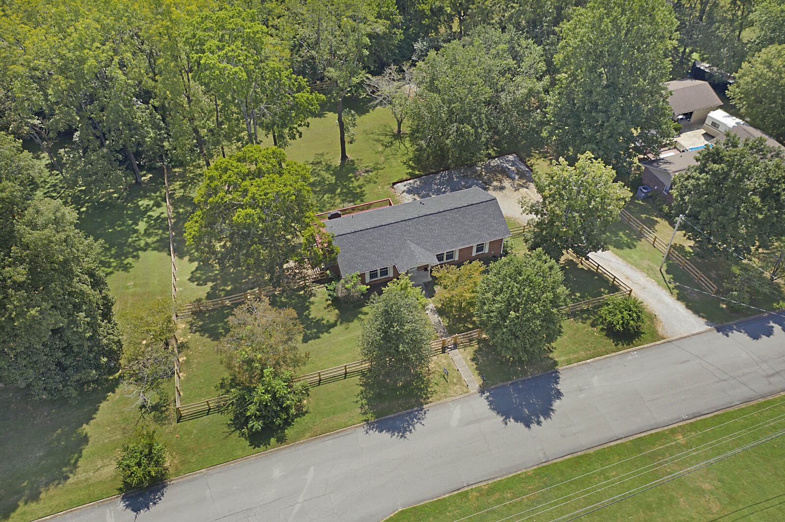 306 Woodlawn Dr