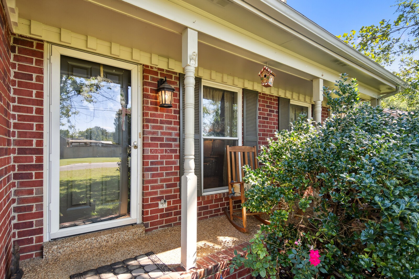 101 Griswold Ct
