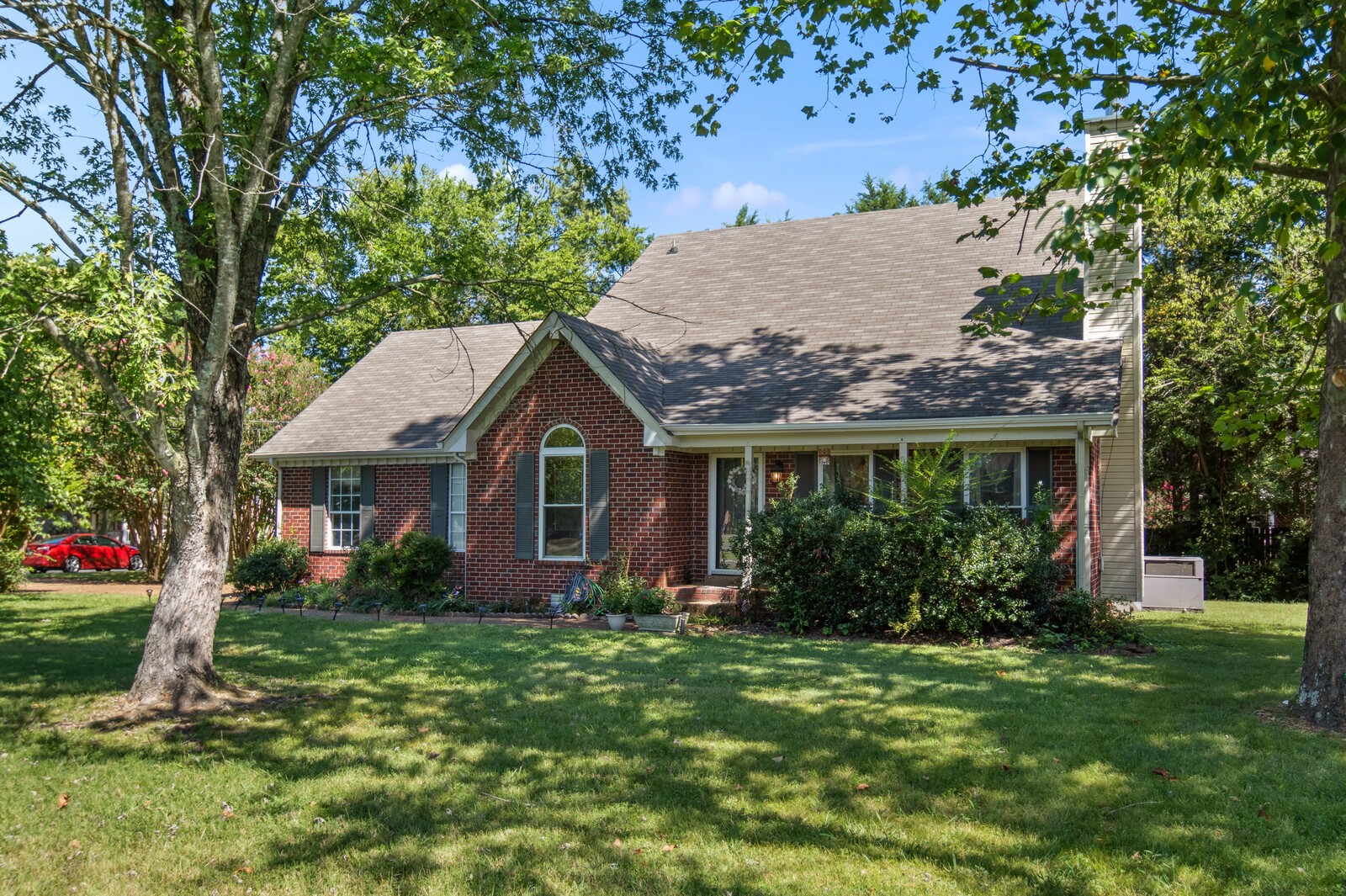 101 Griswold Ct