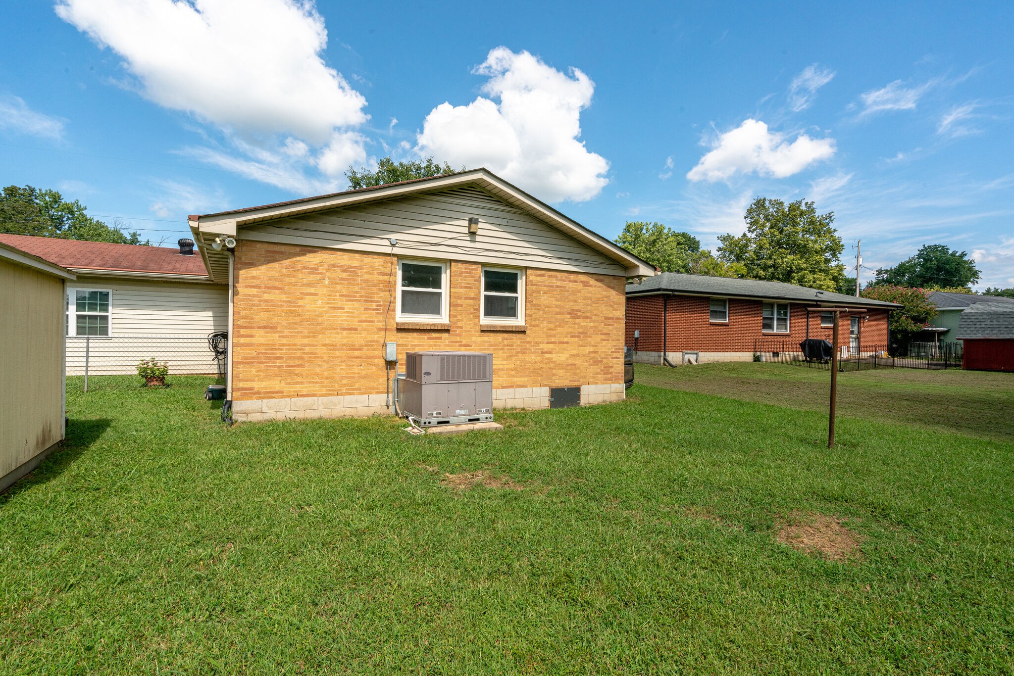 3212 Crislynndale Dr