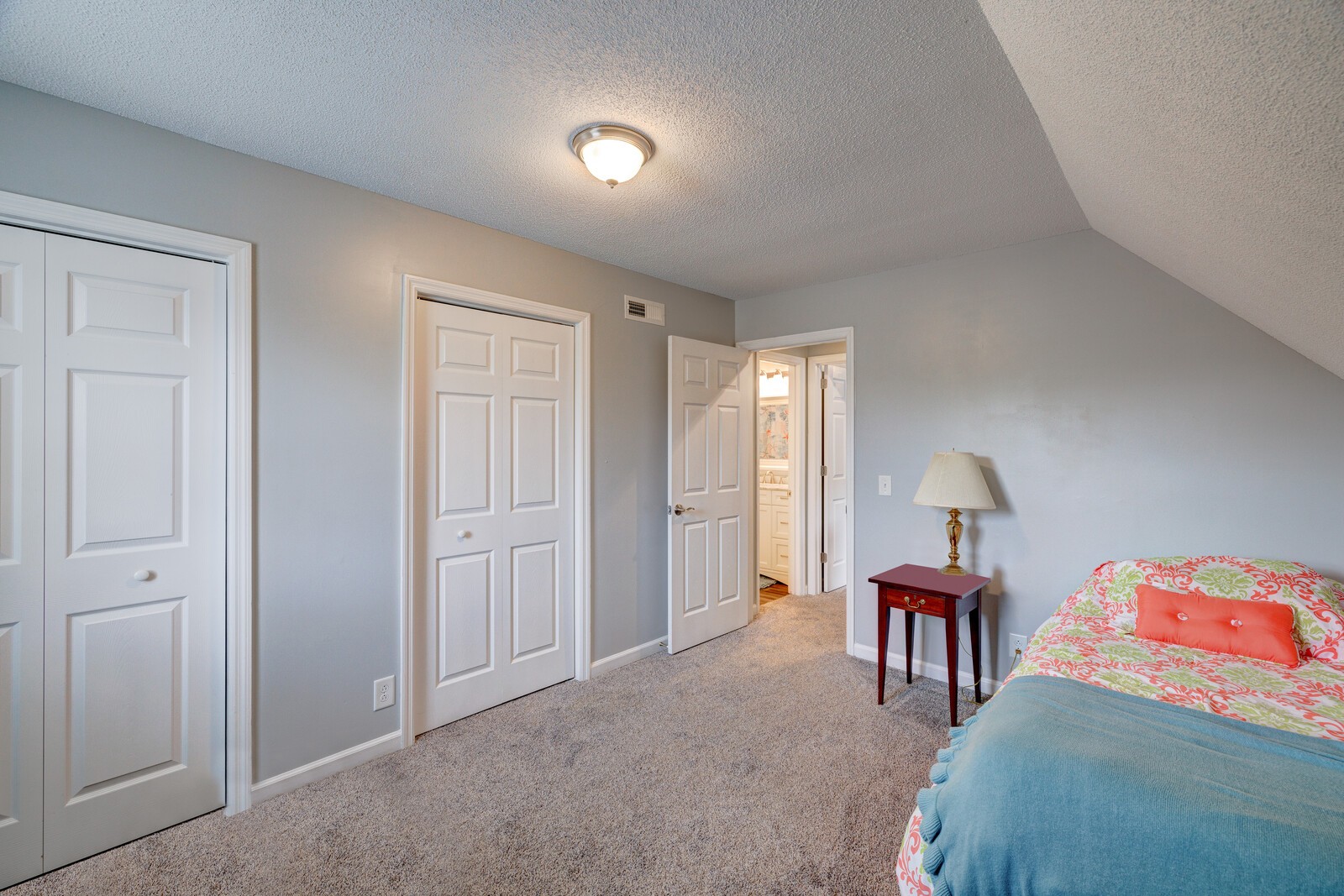 1317 Quail Valley Rd