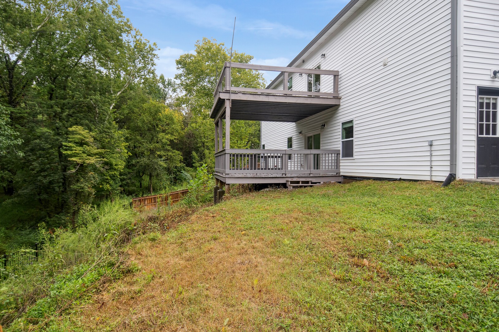 805 Oak Knoll Cir