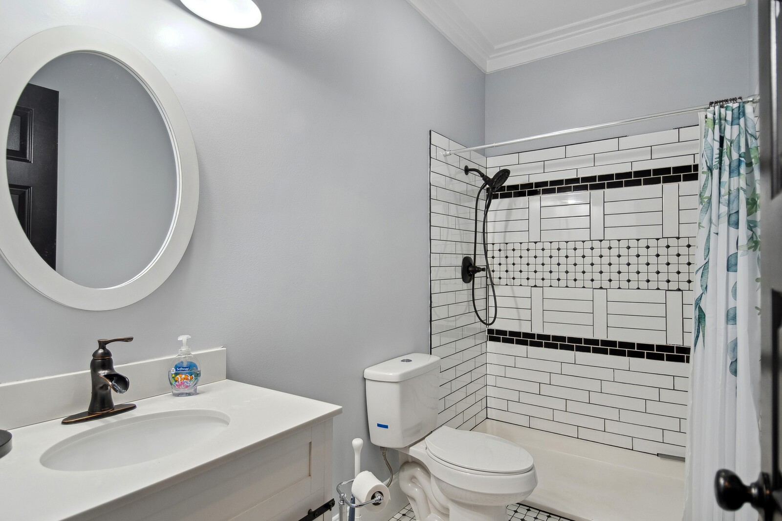 805 Oak Knoll Cir