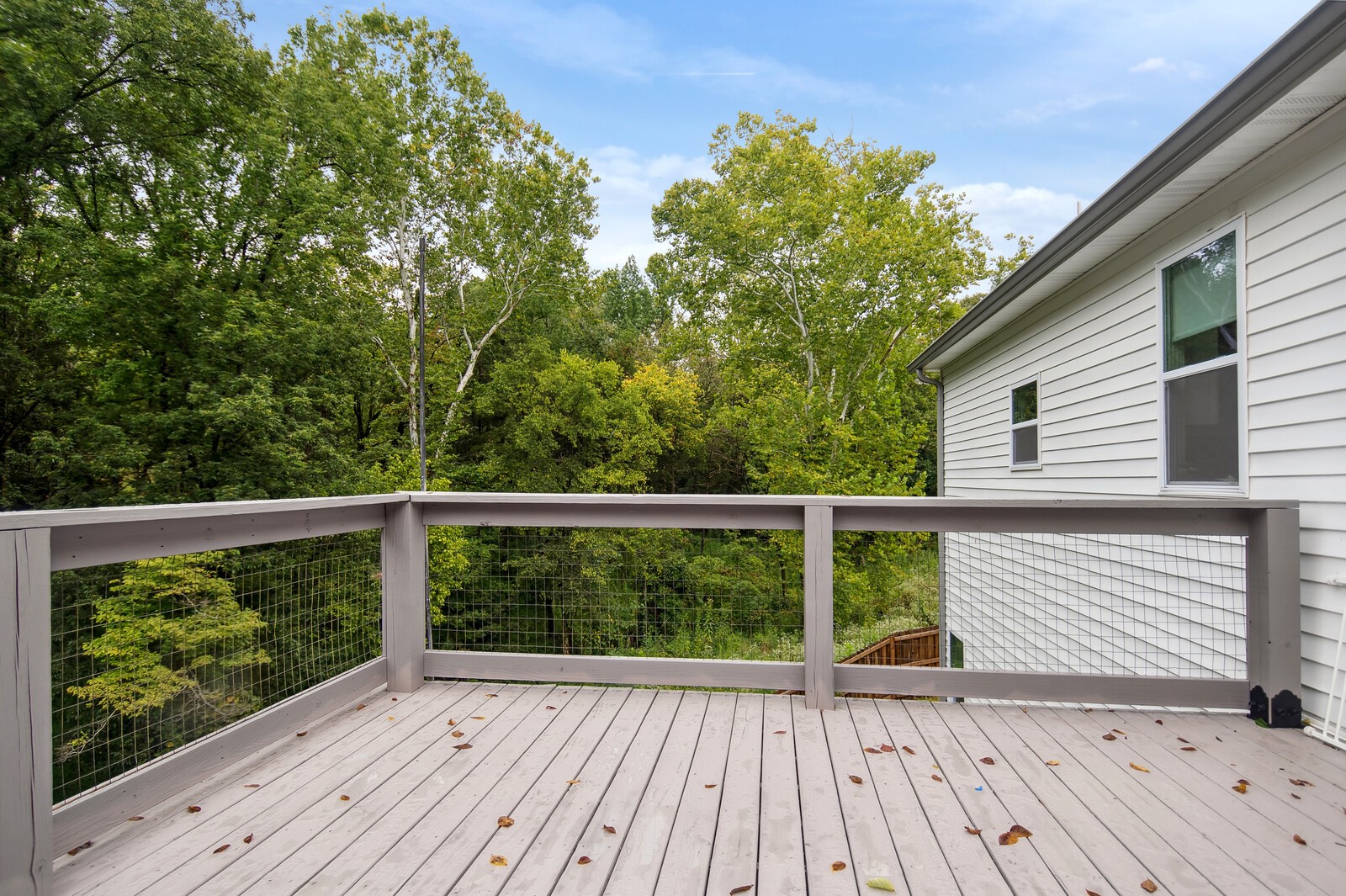 805 Oak Knoll Cir