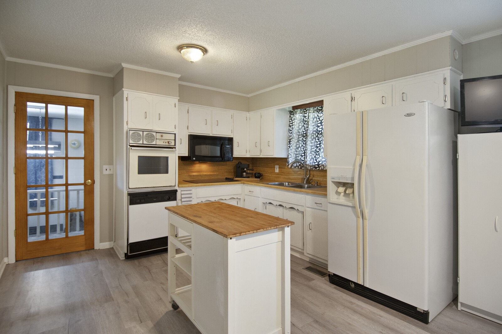 629 Baker Dr