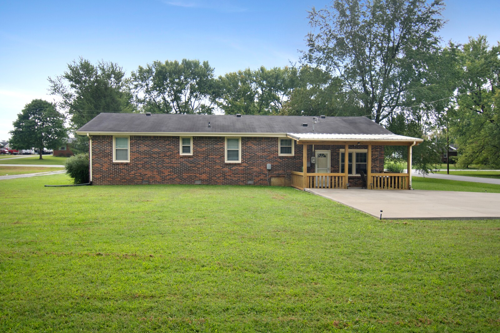 629 Baker Dr