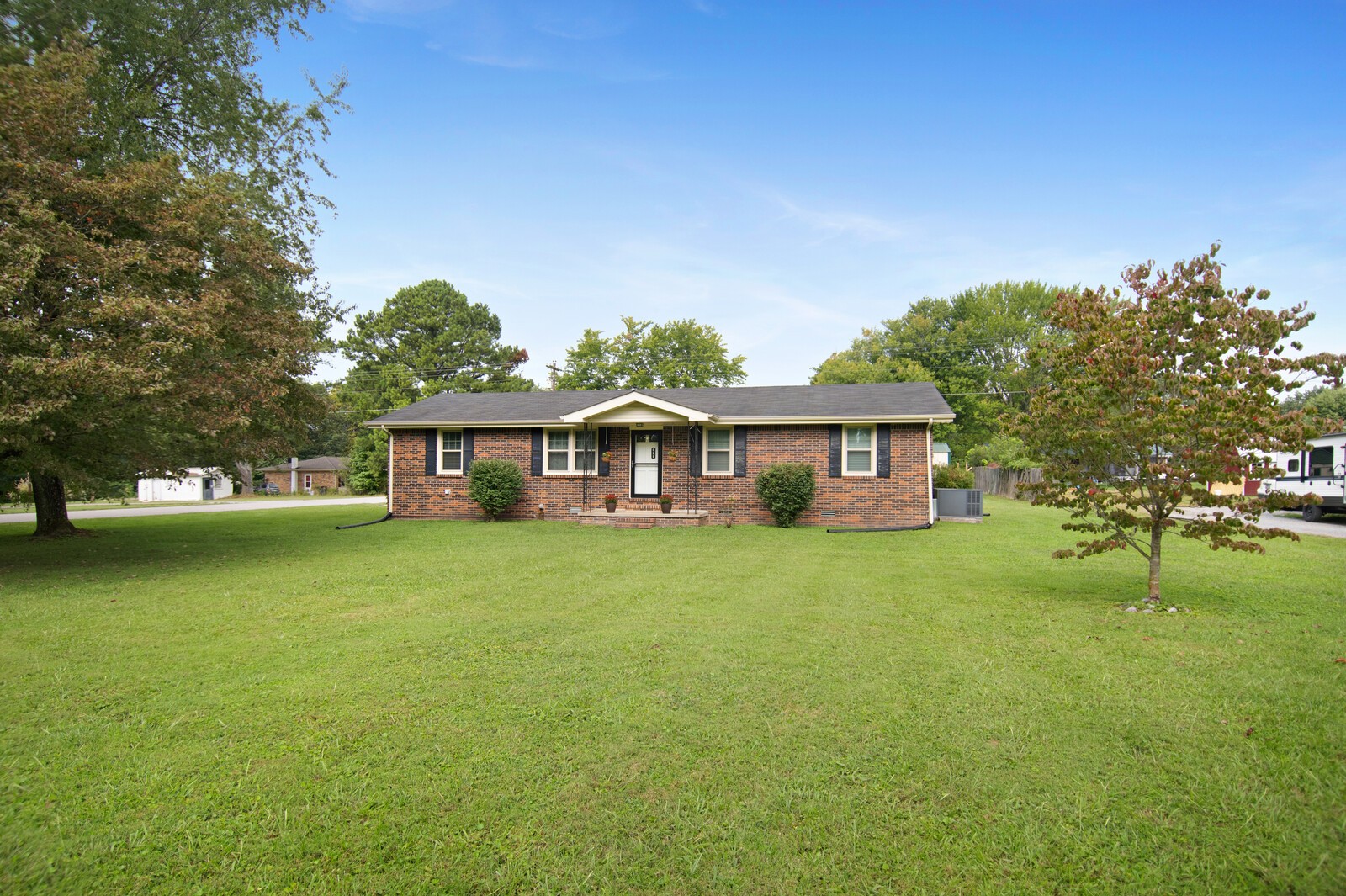 629 Baker Dr