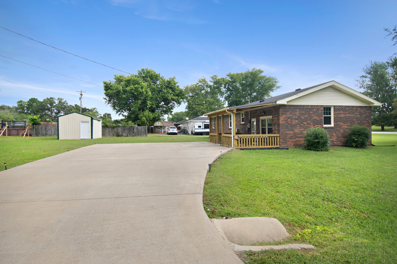 629 Baker Dr