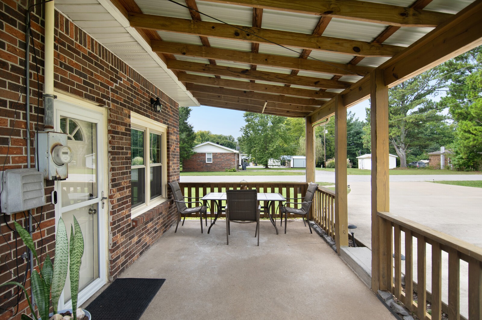 629 Baker Dr