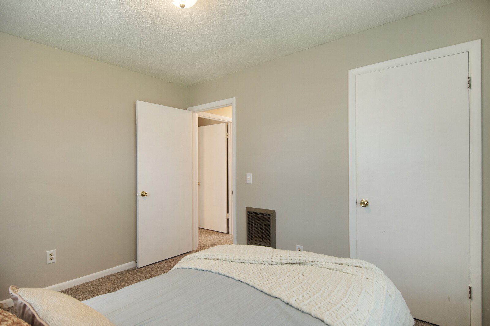 629 Baker Dr