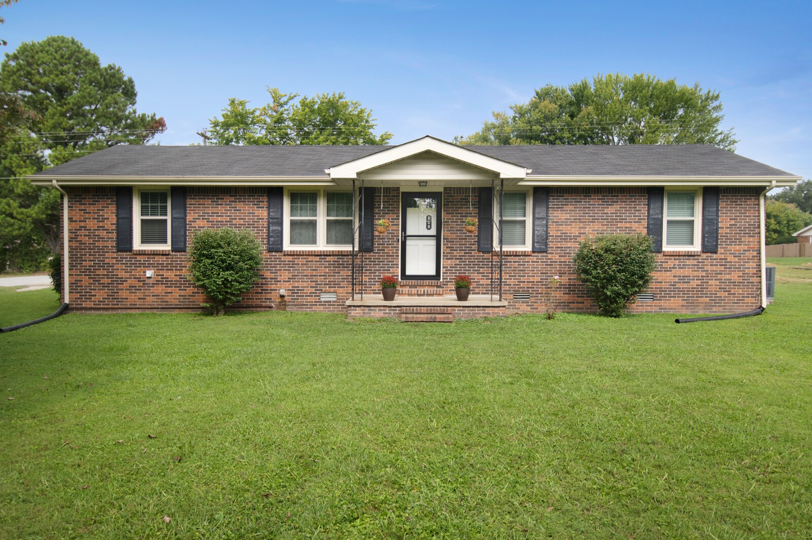 629 Baker Dr