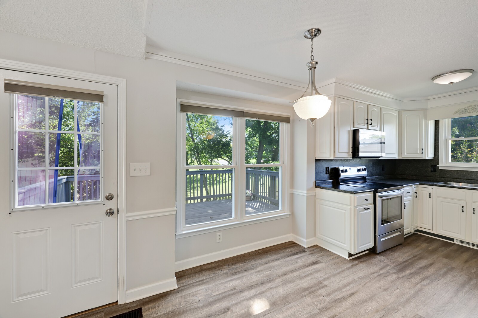 136 Cunningham Pl