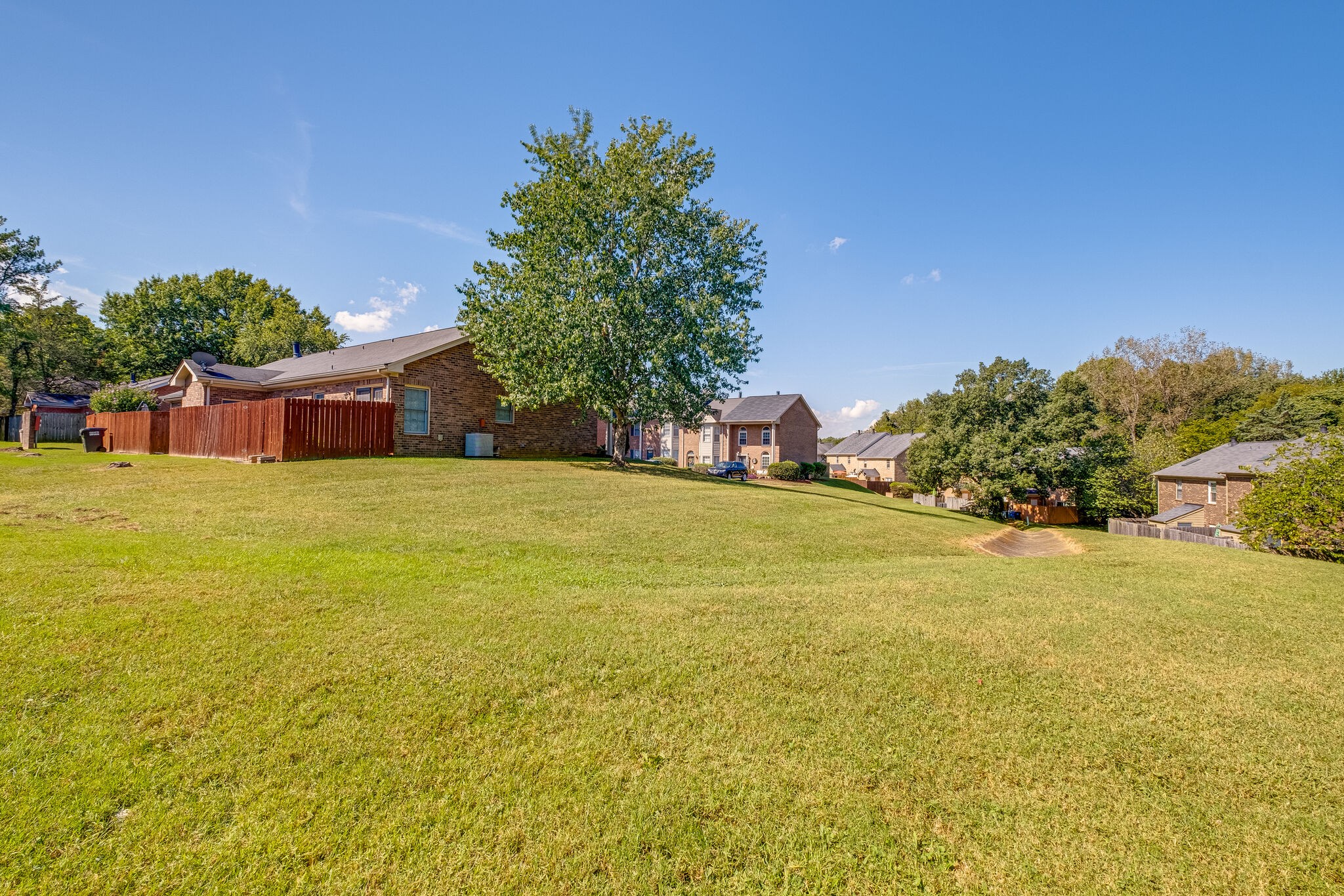 329 Lakebrink Dr