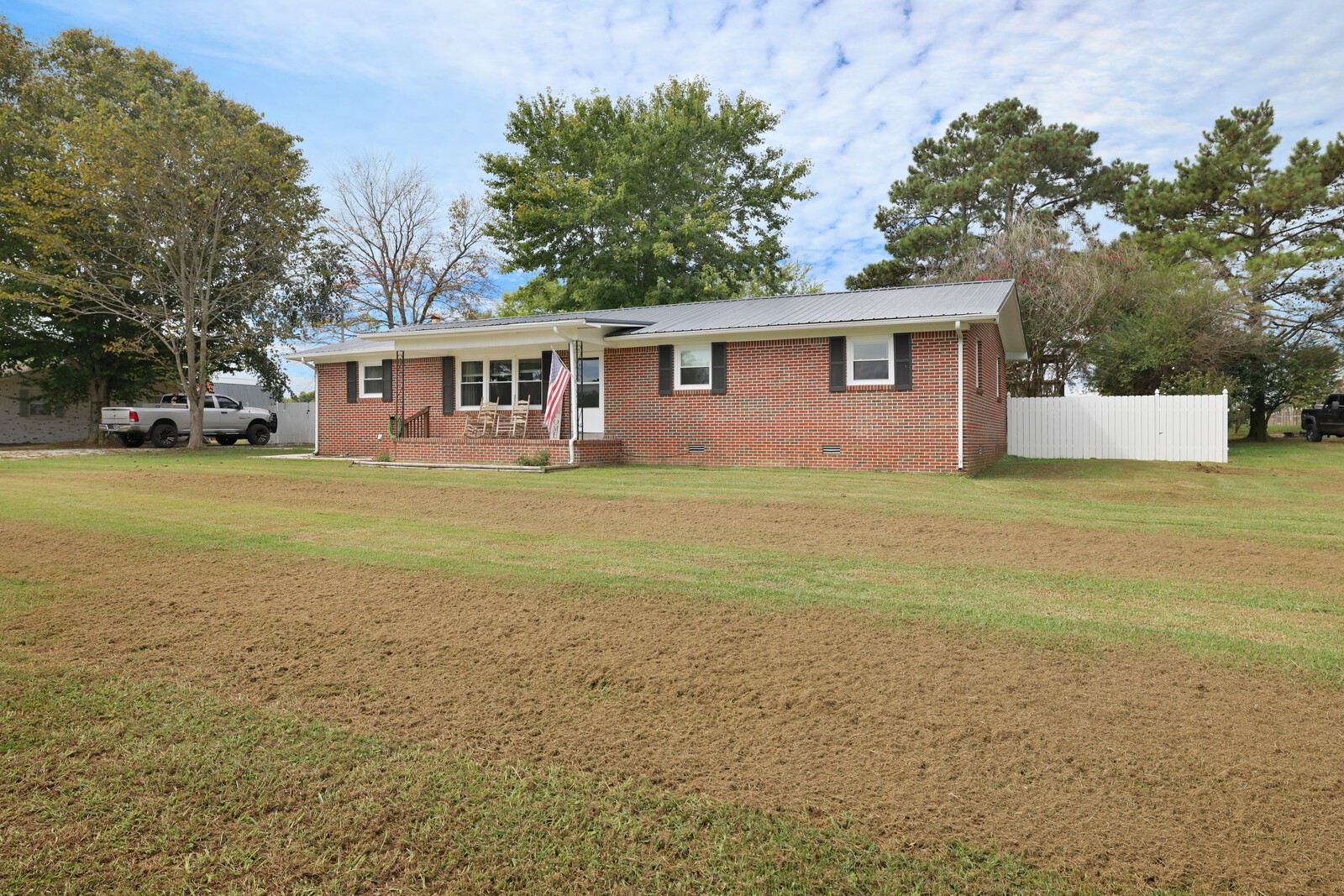 132 Eaton Ln