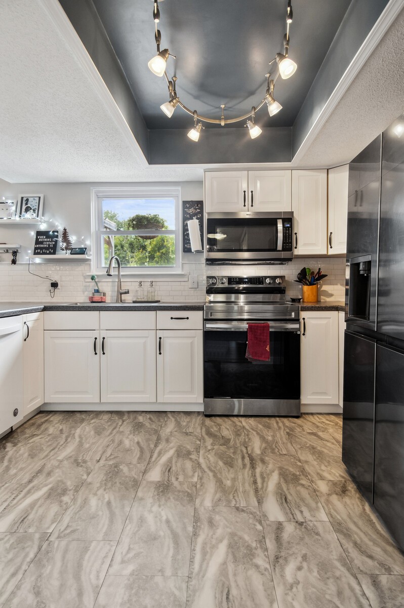 351 Huntington Ridge Dr