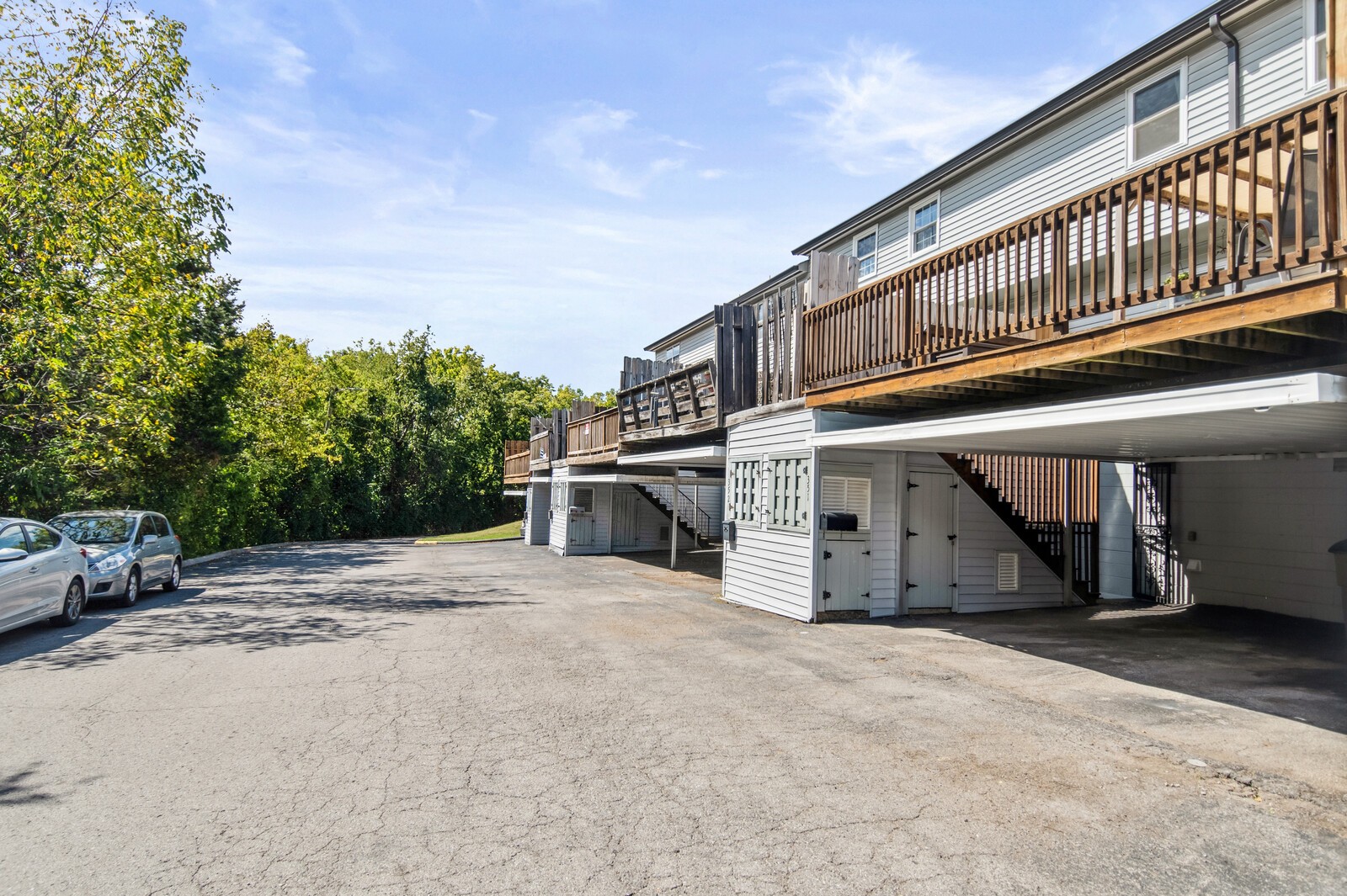 351 Huntington Ridge Dr
