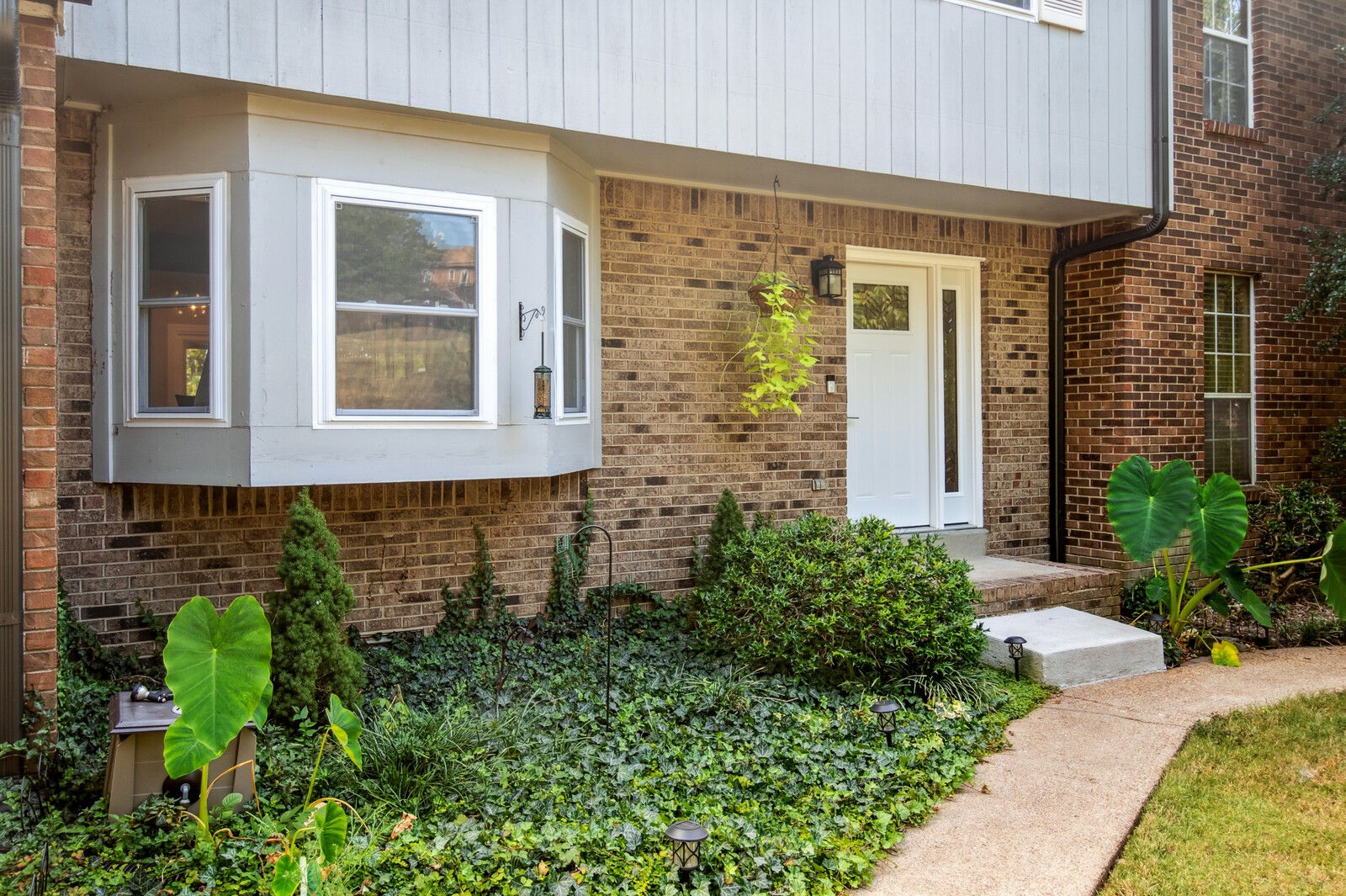 351 Huntington Ridge Dr