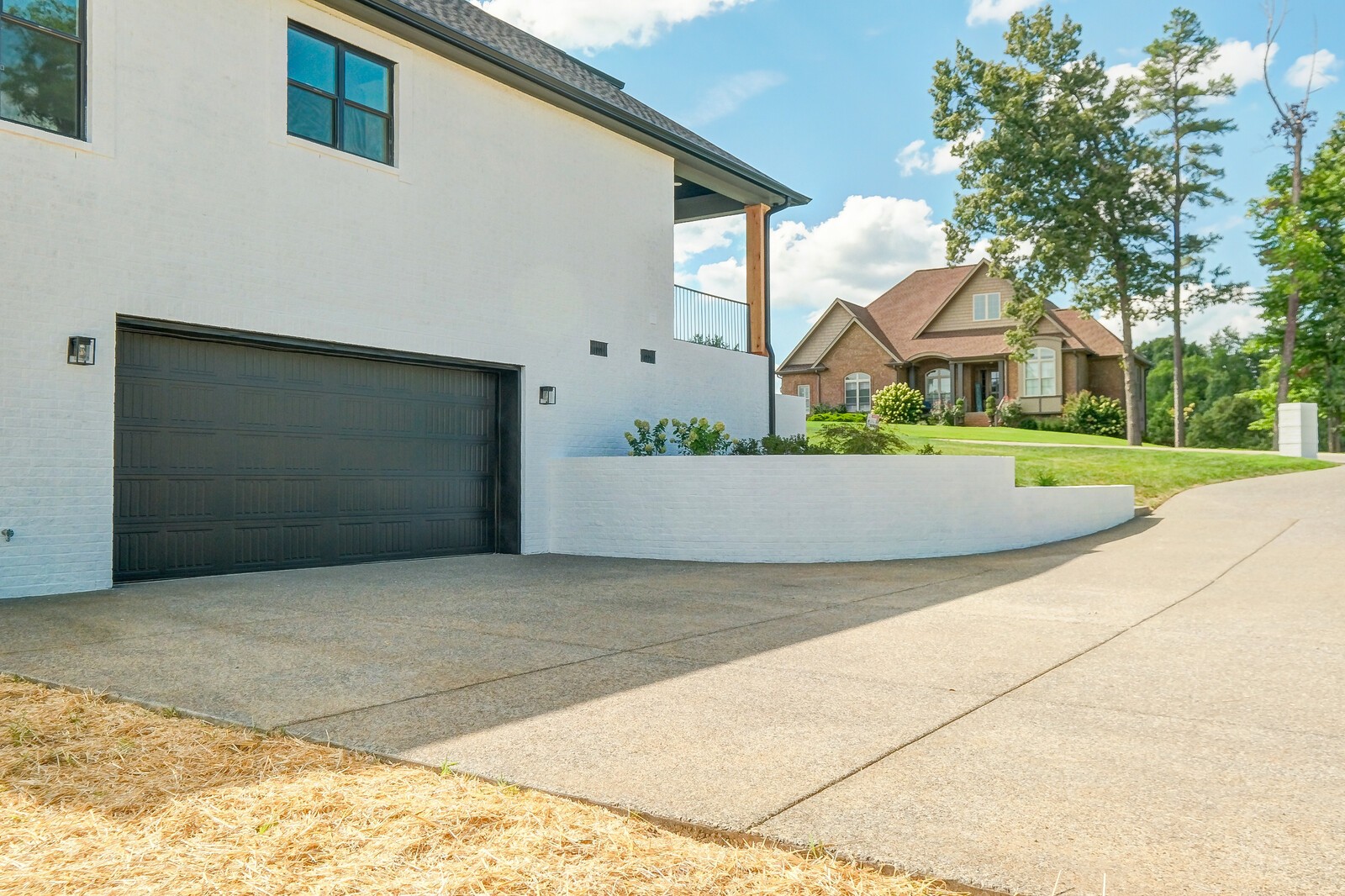 517 Country Club Dr
