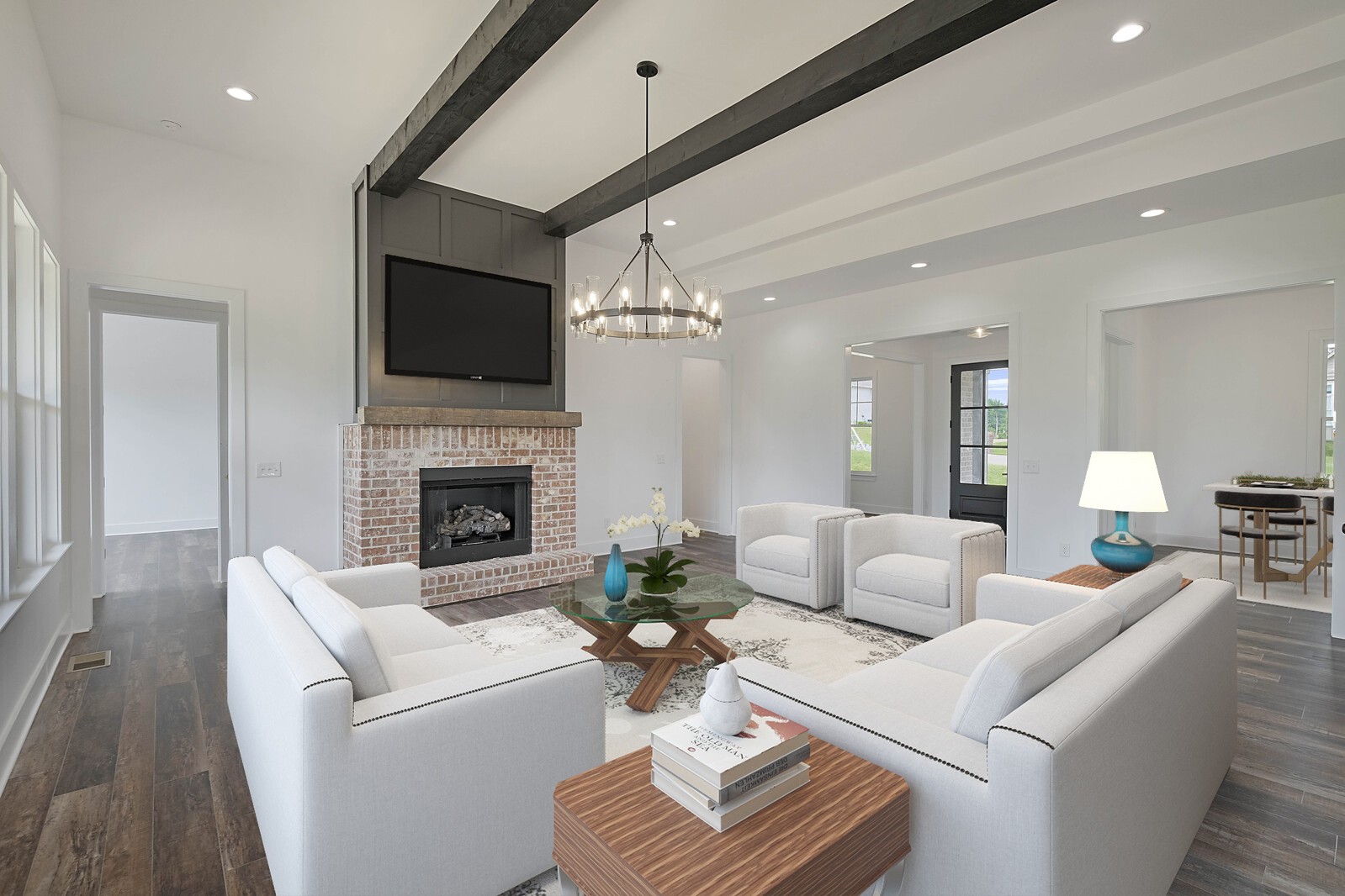 517 Country Club Dr