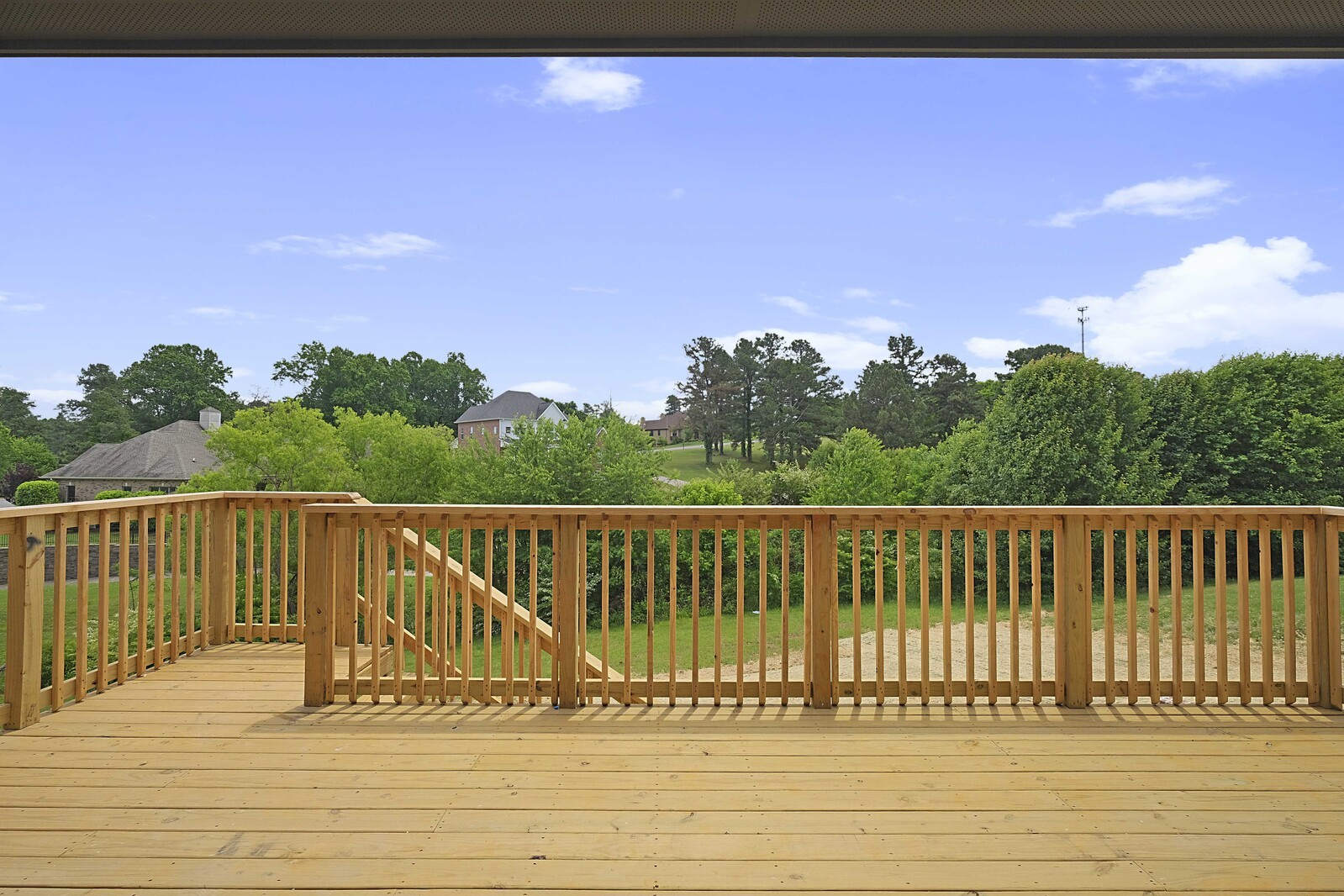 517 Country Club Dr