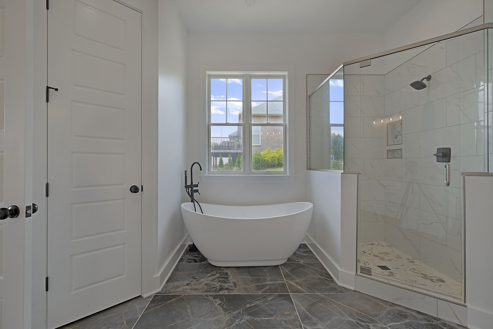 517 Country Club Dr