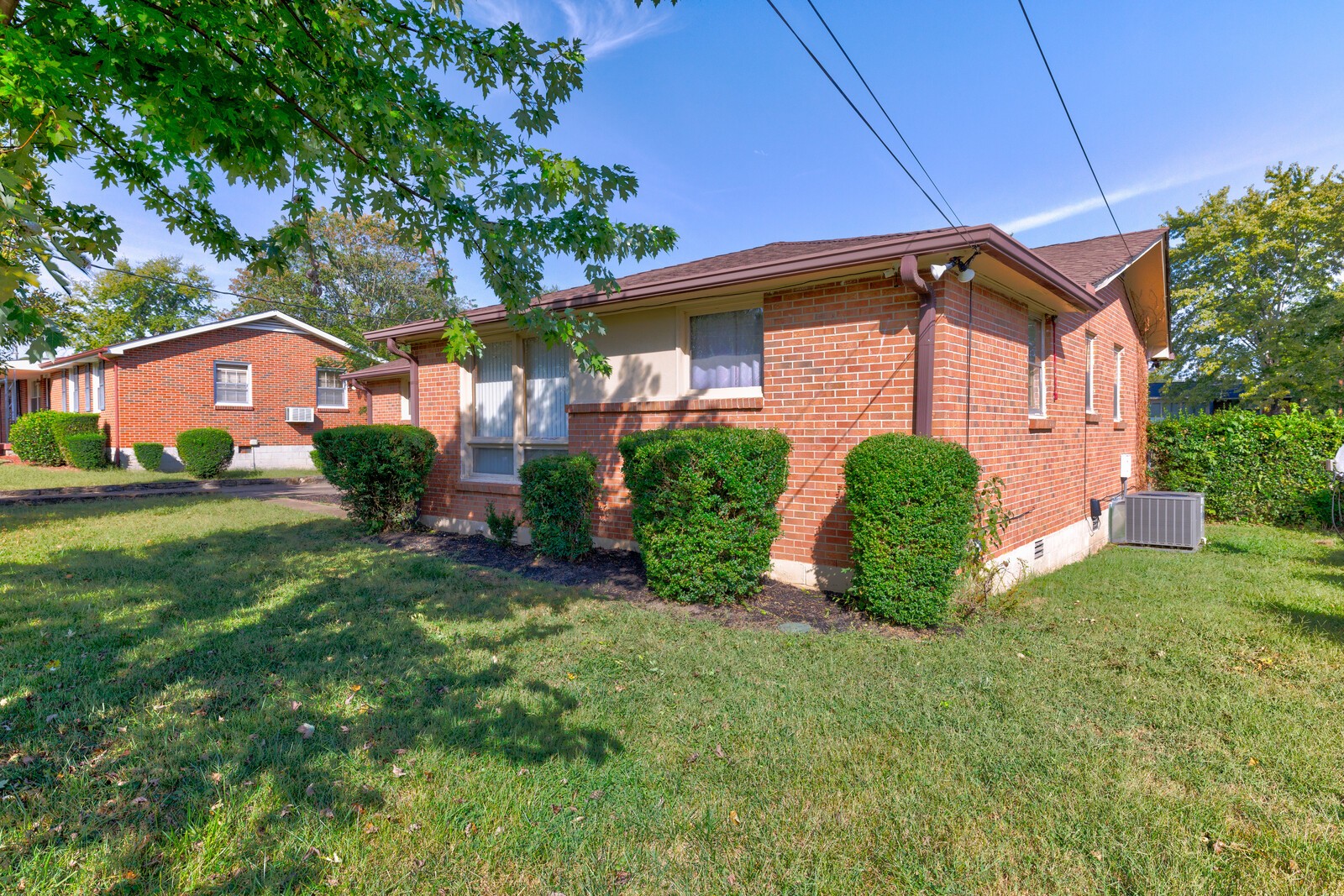 3028 Kings Ln