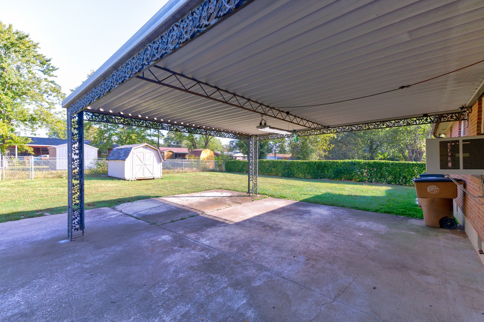 3028 Kings Ln