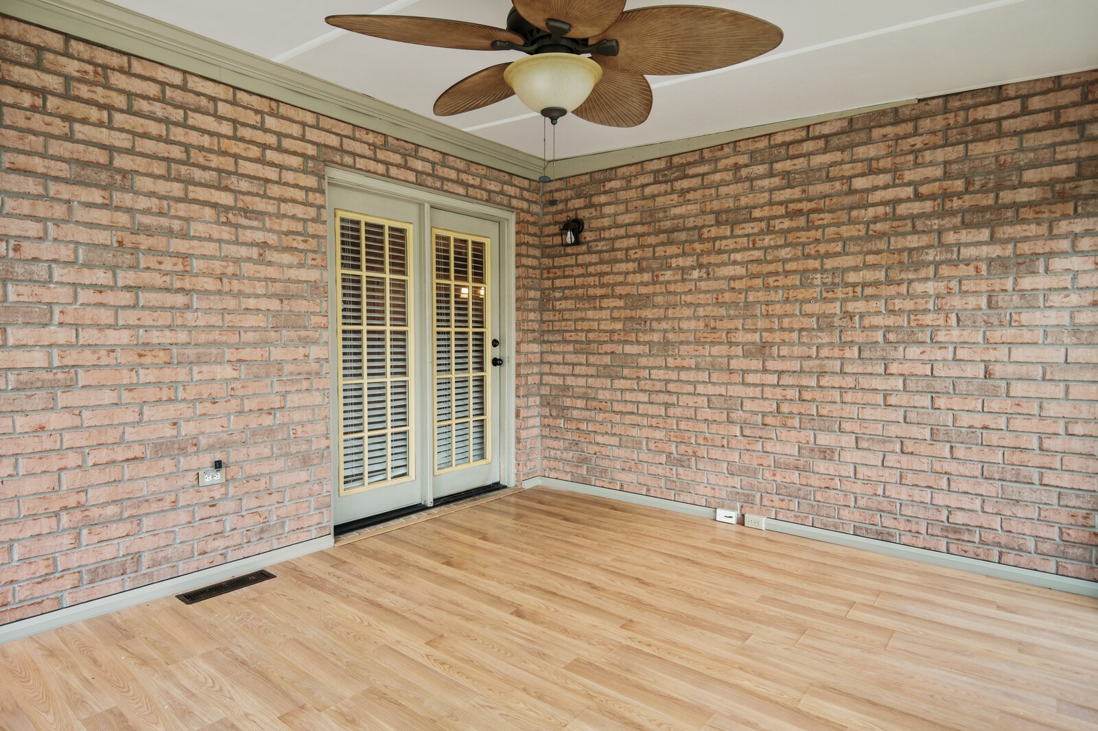 116 Calloway Ln